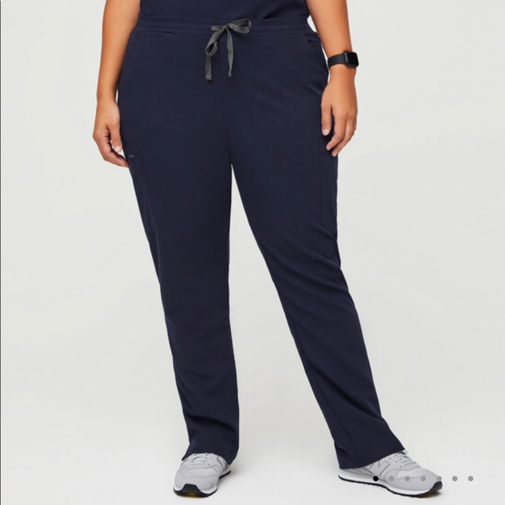Women's Navy Yola™ - Skinny Scrub Pants - XL / Navy in great used condition!